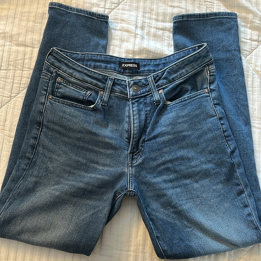 Express Mens straight stretch 31x32 jeans